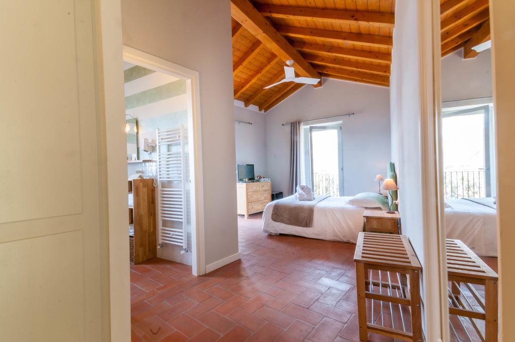 Locanda Pozzetto Laveno-Mombello Phòng bức ảnh